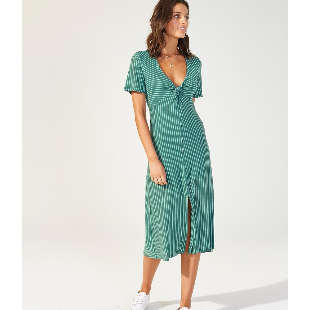 MINKPINK
HEY-NOW TWIST FRONT SHORT SLEEVE MIDI DRESS